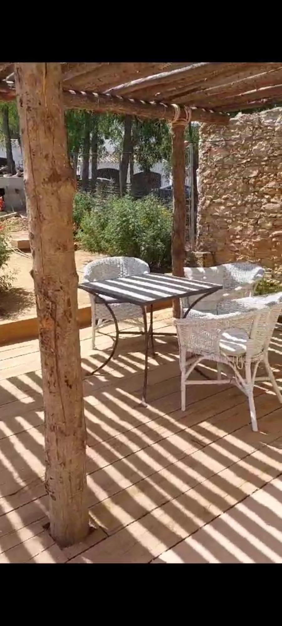 Mas Ferran Adults Only Bed and Breakfast Pals Buitenkant foto